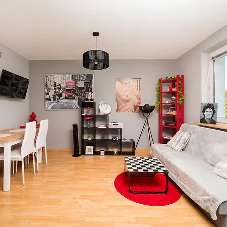 Praga Darlowska Artistic By Bookinghost *